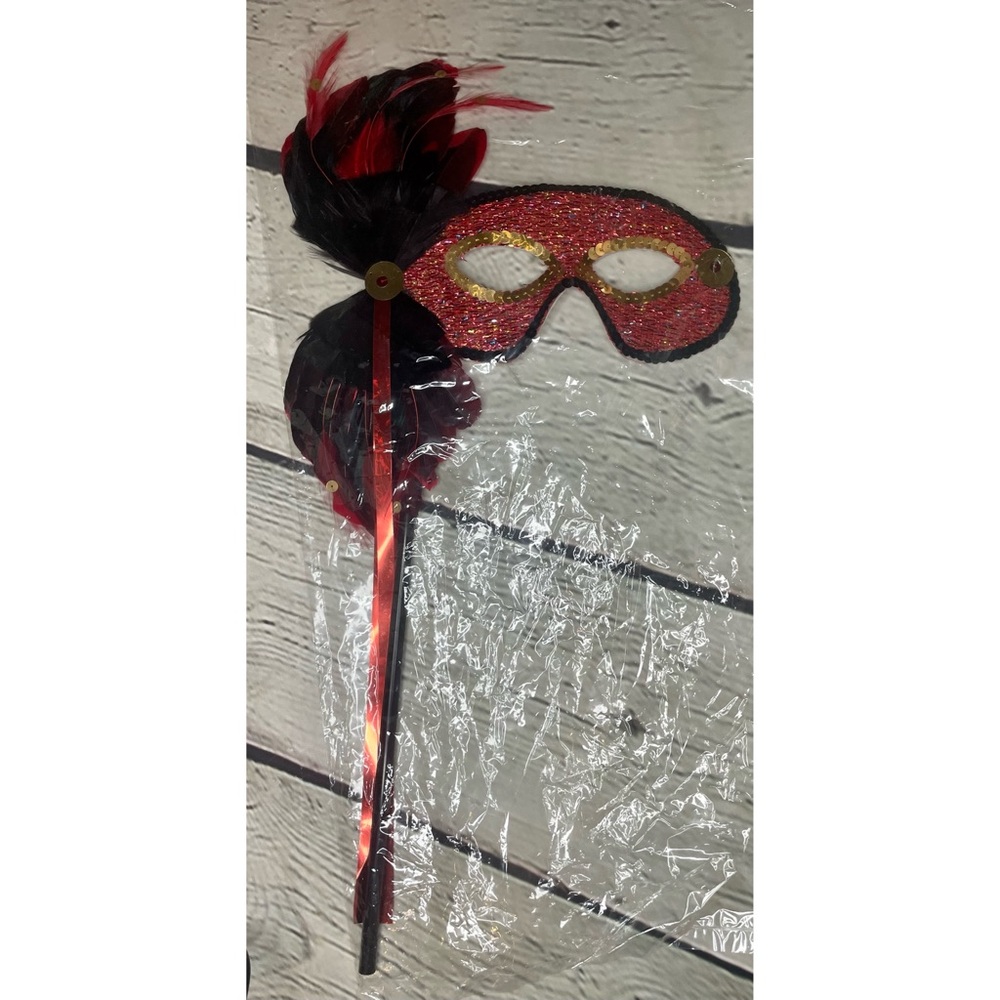 Red Sequin Masquerade Mask - Picture 2 of 15
